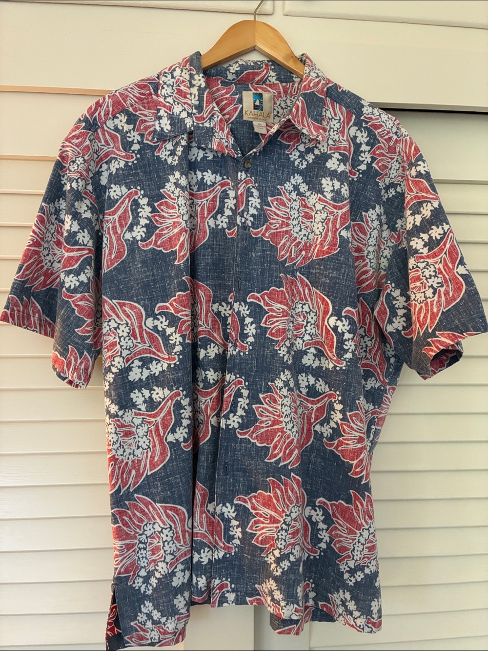 Kahala Men's Navy & Red Floral Hawaiian Shirt